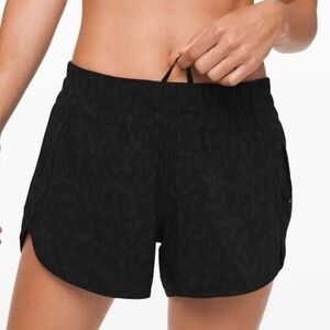 Lululemon Track That High-Rise Lined Shorts 5” Black Camo Size 6